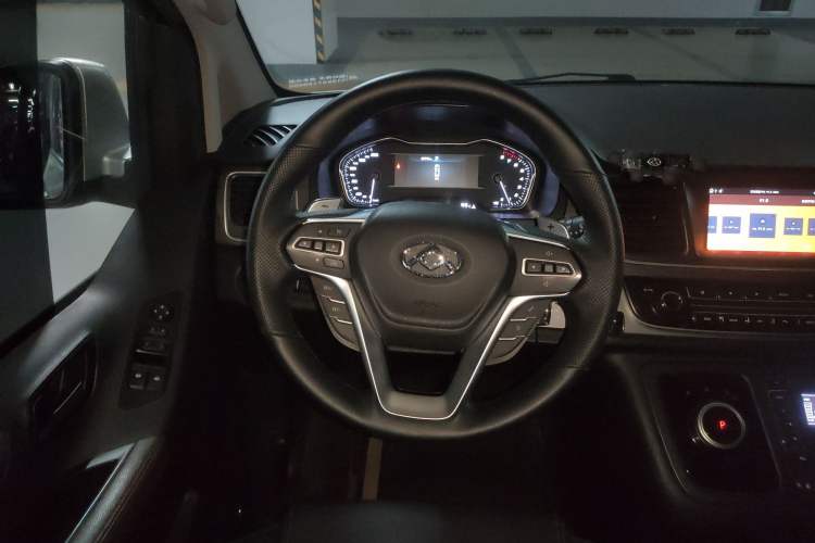 Used SAIC MAXUS G10 2021 2.0T Automatic Elite Edition Gasoline 7-Seater