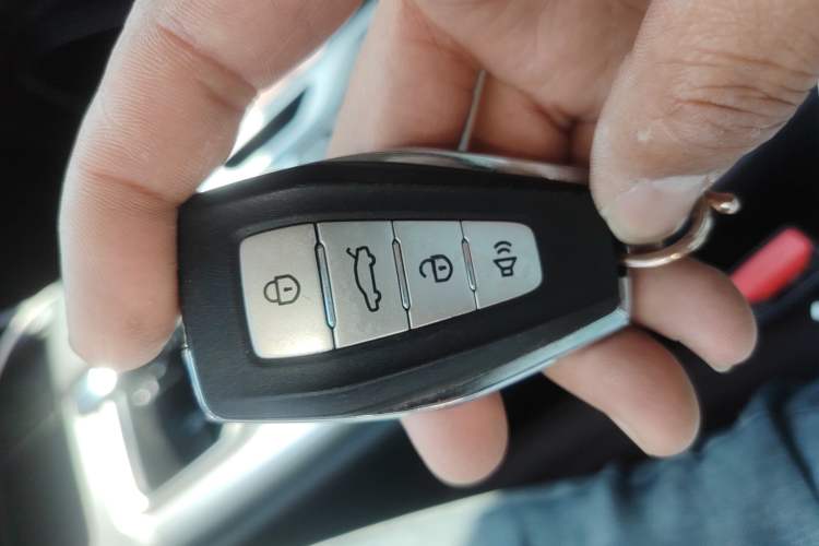 Used Geely Auto Haoyue 2022 1.8TD DCT Luxury 7-Seater Interior 1