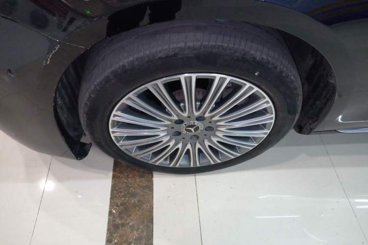 Used Mercedes-Benz E-Class 2021 E 300 L Stylish Model