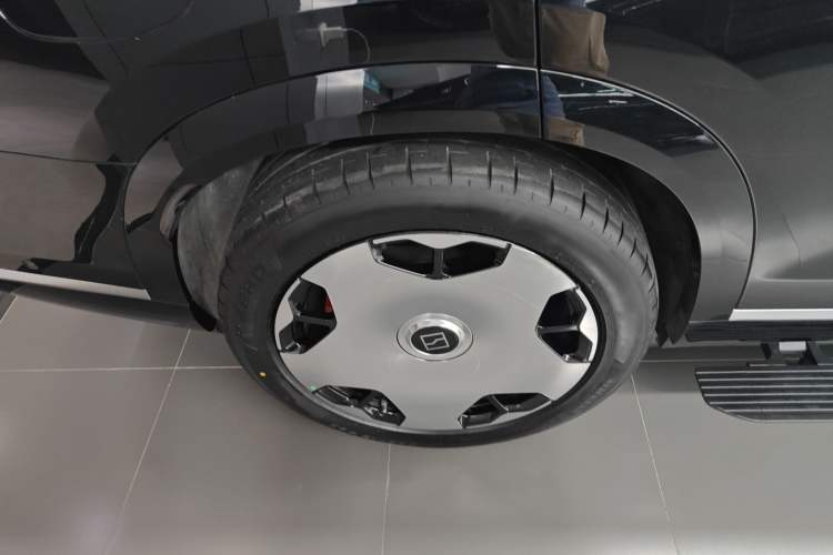 Used Zeekr 9X 2025 Hyper Edition
