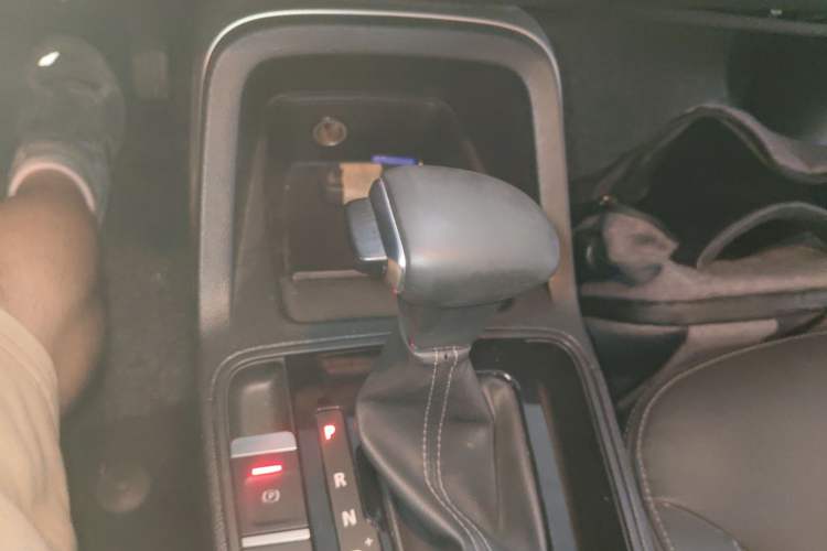 Used Qoros 5 2018 Revised Version 1.6T Automatic Leading Edition
