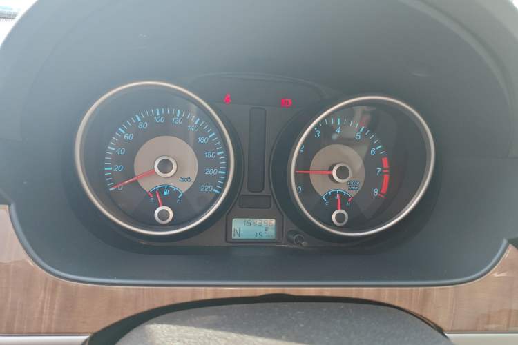 Used Buick Excelle 2015 1.5L Automatic Classic Model
