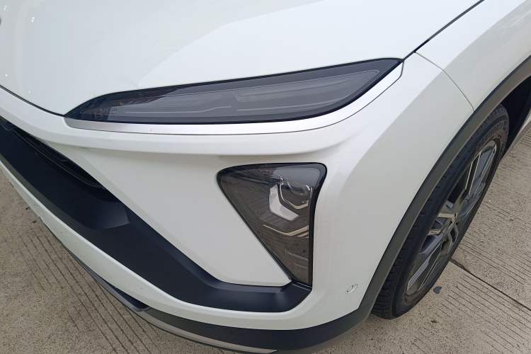 Used Nio EC6 2022 75 kWh Signature Edition Left Front Headlight