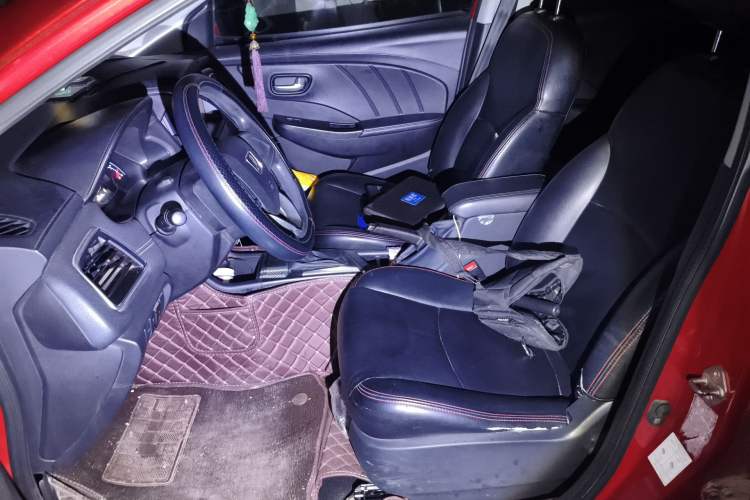 Used Luxgen S3 2016 1.6L CVT Smart Enjoyment Model Left Front Seat