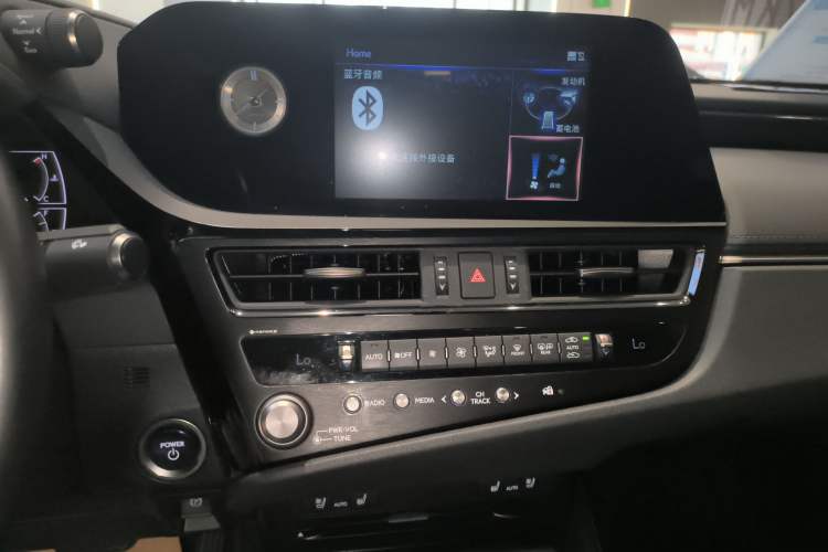 Used Lexus ES 2021 300h Deluxe Edition