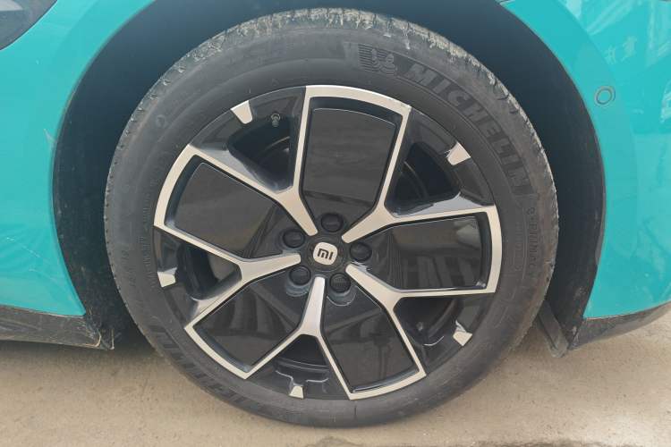 Used Xiaomi Auto SU7 2024 Rear-Drive Long-Range Intelligent Driving Version