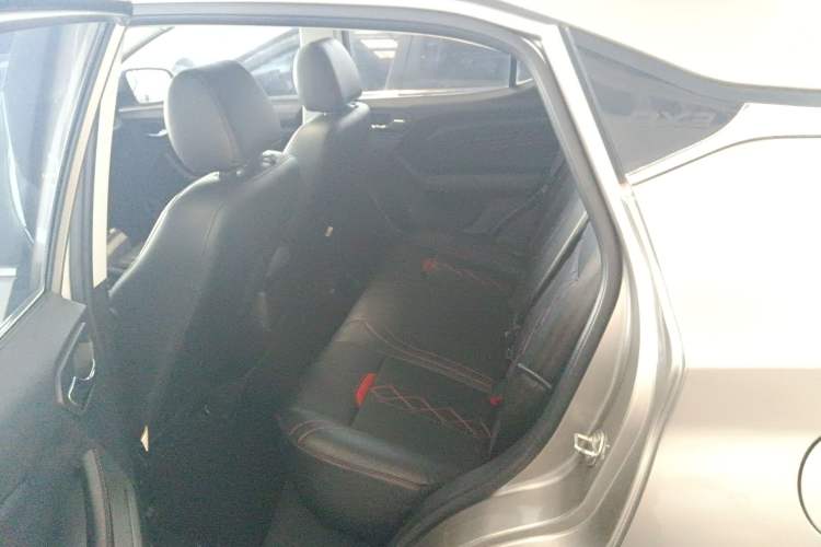 Used Soueast DX3 2018 1.5T CVT Luxury Model
