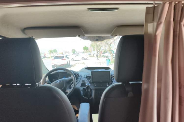 Used Ford Transit 2017 2.0T Diesel Multi-Purpose Commercial Vehicle Mid-Drive Mid-Roof China IV Standard Headliner