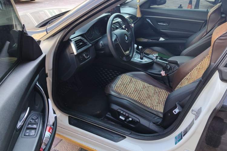 Used BMW 3 Series GT 2018 320i Sport Edition
