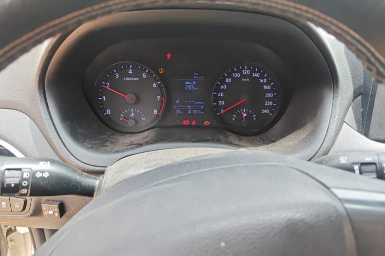 Used Hyundai Celesta 2018 1.6L Manual GL Enjoyment Edition China VI compliant Instrument Cluster