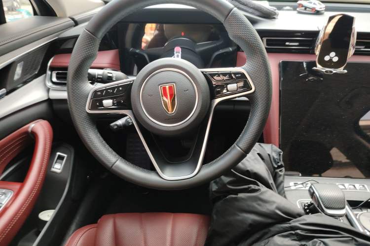 Used Hongqi H5 2024 2.0T Automatic Smart Connect Flagship Edition
