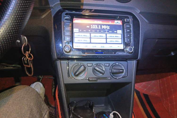 Used Volkswagen Jetta 2015 Value Edition 1.6L Manual Fashionable Style