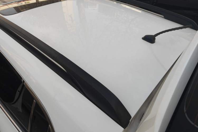 Used Kia KX Cross 2017 1.4L MT GLS Roof