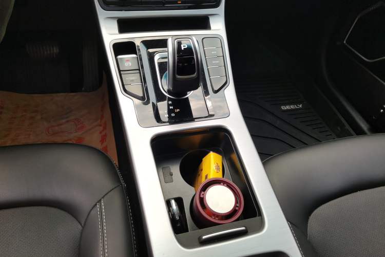 Used Geely Auto Emgrand GL 2019 1.5T DCT Elite Smart Edition Gear Lever