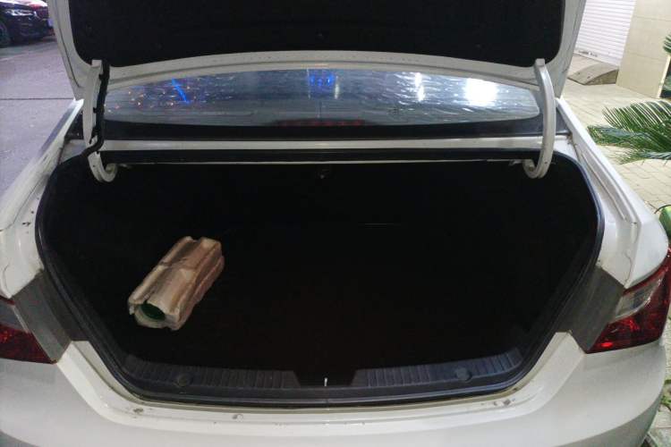 Used Hyundai Sonata 2014 2.0L Automatic Luxury Edition
