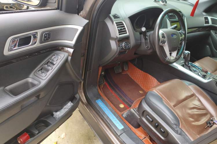 Used Ford Explorer 2013 3.5L Deluxe Model Driver Seat