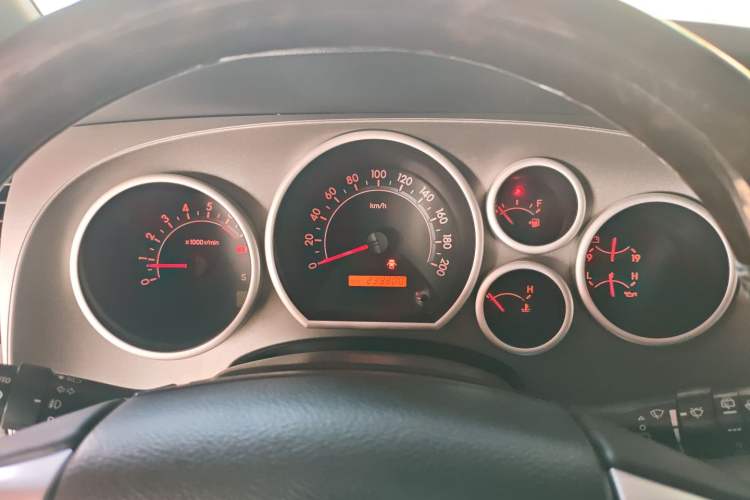 Used Toyota Sequoia 2014 5.7L SR5 8-Seater Middle East Version Instrument Cluster