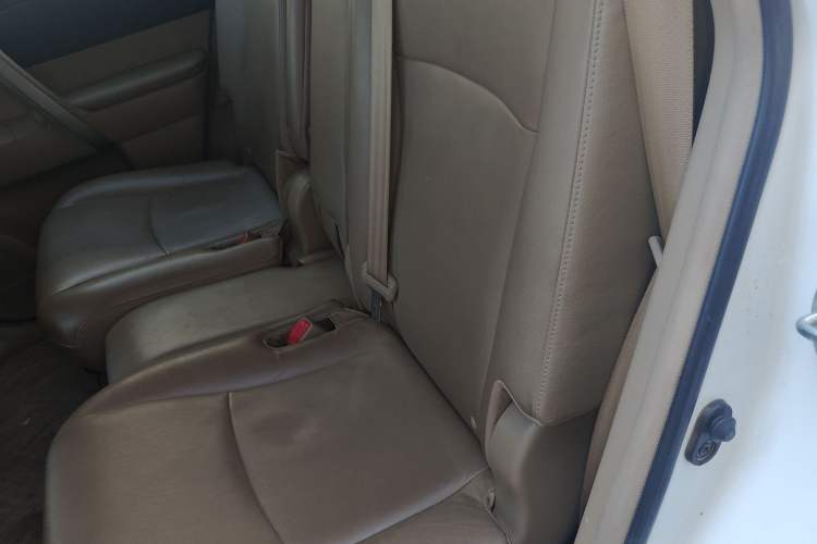 Used Toyota Highlander 2013 2.7L Two-Wheel Drive 7-Seater Zijin Edition