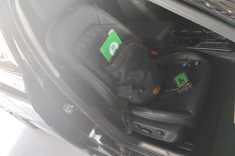 Used Volkswagen Passat 2019 330TSI Luxury Edition China VI Standard