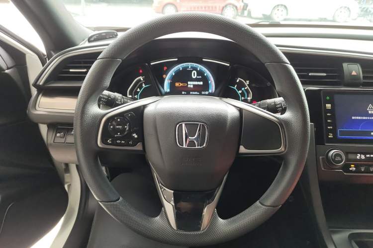 Used Honda Civic 2021 HATCHBACK 220TURBO CVT New Trendsetter