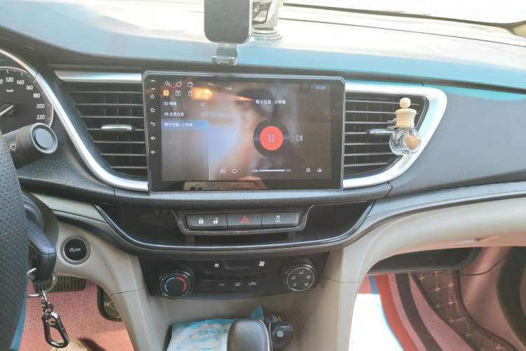 Used Buick GT 2017 15N Automatic Entry-Level Trim Audio And AC Panel