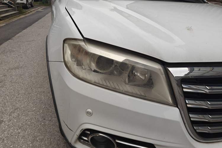 Used Haval H6 2015 Revised Version Sport Edition 1.5T Manual Transmission Two-Wheel Drive Elite Grade