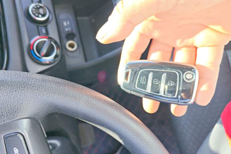 Used Hyundai Celesta 2018 1.6L Automatic GL Enjoyment Version China V Standard