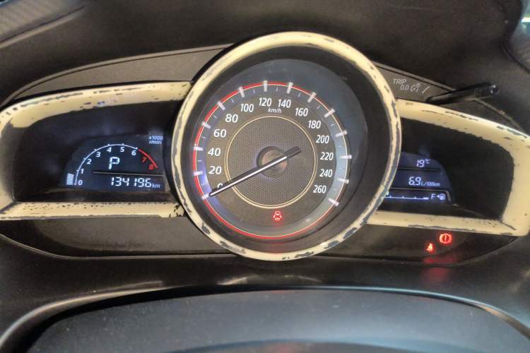 Used Mazda 3 Axela 2016 Sedan 1.5L Automatic Comfort Model Instrument Cluster