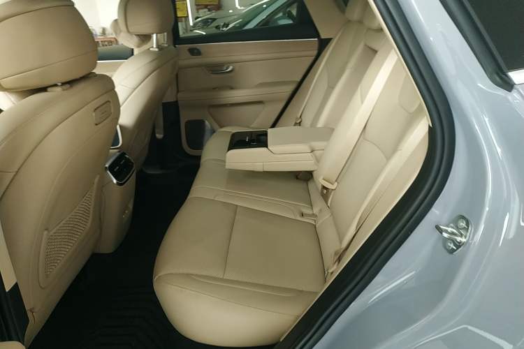 Used Hima AITO M5 2024 Extended-Range Max Rear-Wheel Drive Advanced Intelligent Driving Version
