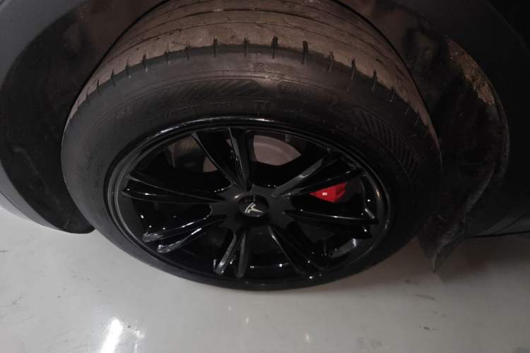 Used Tesla Model Y 2024 Rear-Wheel-Drive Version
