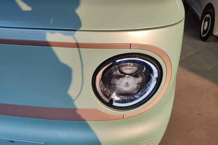 Used Geely Galaxy Panda 2023 Panda Mini 200km Endurance Bear
