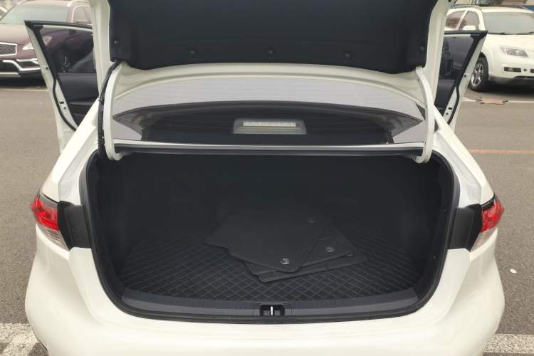 Used Toyota Levin 2019 185T CVT Sport Edition China VI Standard
