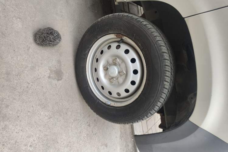 Used Wuling Zhiguang 2013 1.0L Practical Version
