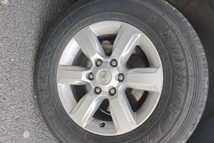 Used Toyota Prado 2016 2.7L Automatic Standard Edition

