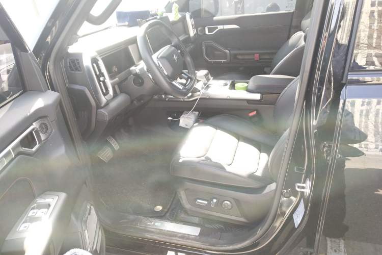 Used JETOUR Traveler 2023 2.0T All-Wheel Drive CrossPRO+ Driver Seat