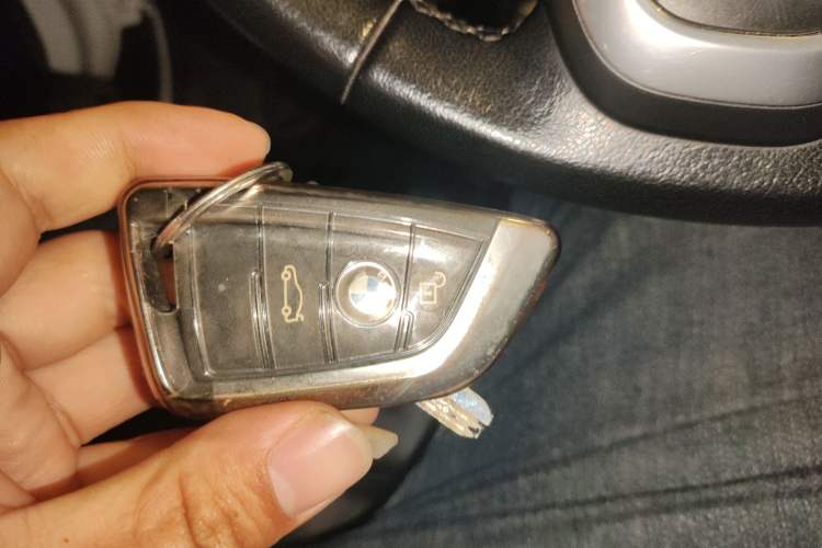 Used BMW 1 Series 2018 118i Sport Edition Vehicle Key