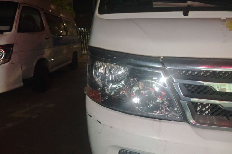 Used Jinbei Hiace 2016 2.0L Express Series Standard Version V19 Right Front Headlight