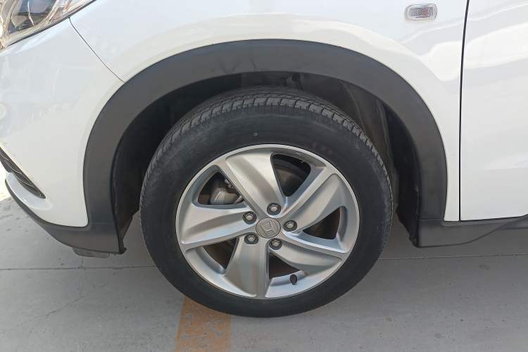 Used Honda Vezel 2020 1.5L CVT Elite Edition
