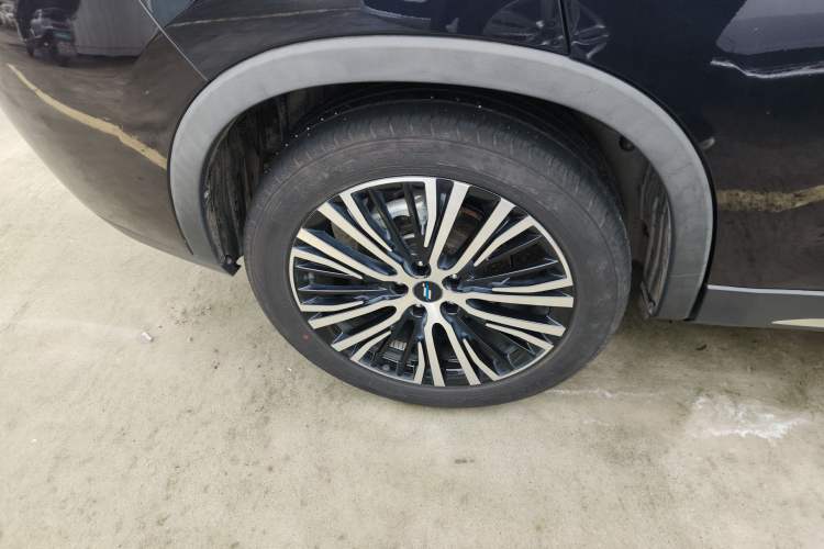 Used CHANGAN OSHAN X7 2020 1.5T Automatic Luxury Version Right Rear Wheel Hub