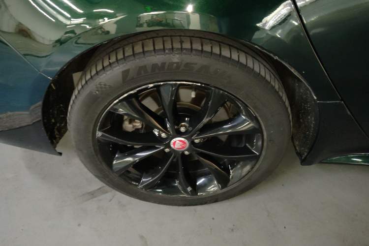 Used Jaguar XFL 2019 XFL 2.0T 250 PS Four-Wheel Drive Luxury Edition
