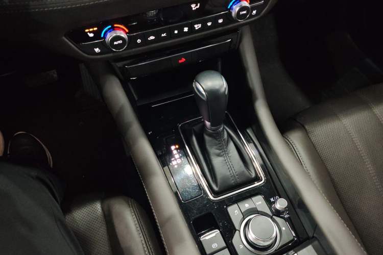 Used Mazda Atenza 2020 2.5L Sky Blue Prestige Edition
