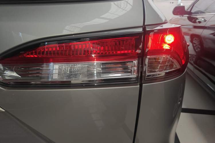 Used Toyota FRONTLANDER 2023 2.0L CVT Elite Edition