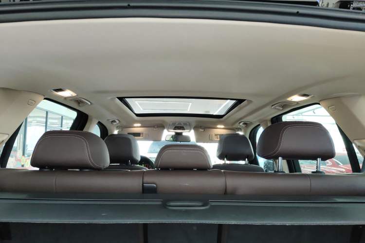 Used BMW X5 2017 xDrive28i
