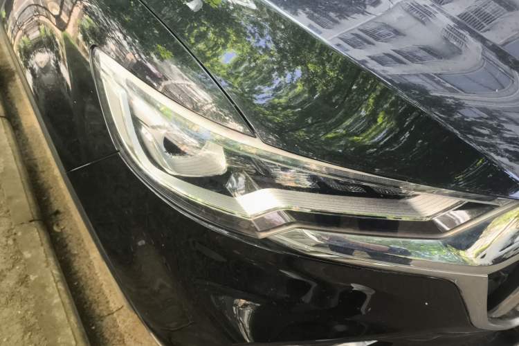 Used Hongqi HS5 2022 Revised Version 2.0T Smart Connect Flagship Edition
