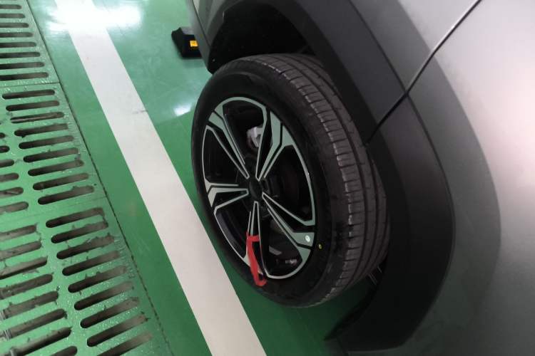 Used Geely Galaxy L7 2025 EM-i 115km Exploration+ Edition