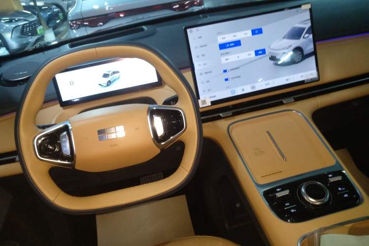 Used Geely Galaxy Galaxy Xingjian 7 EM-i 2025 120km Flagship Edition