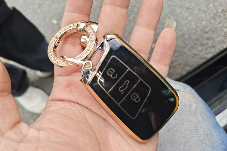 Used Volkswagen Passat 2020 330TSI Luxury Edition China VI
