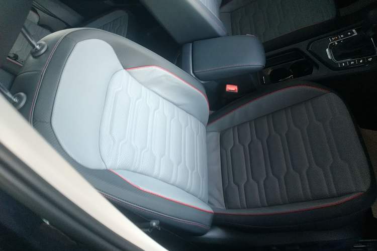 Used Volkswagen Tiguan L New Energy 2023 430 PHEV Plug-in Hybrid Prestige Edition
