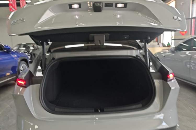 Used Nio ET5 2024 75 kWh