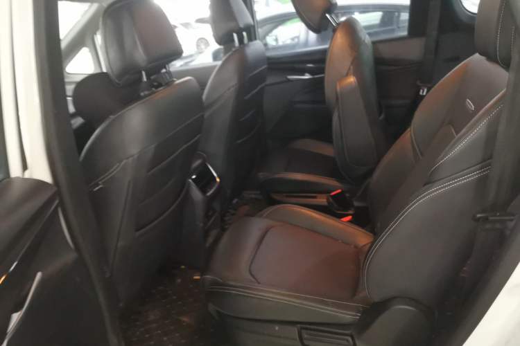 Used SAIC MAXUS G50 2022 1.5T Automatic Comfort Touring B